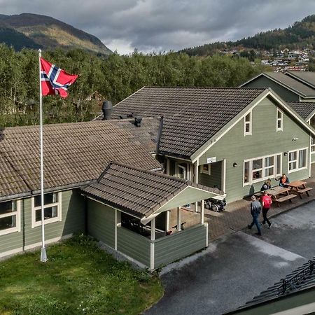Forde Gjestehus Og Camping 외부 사진