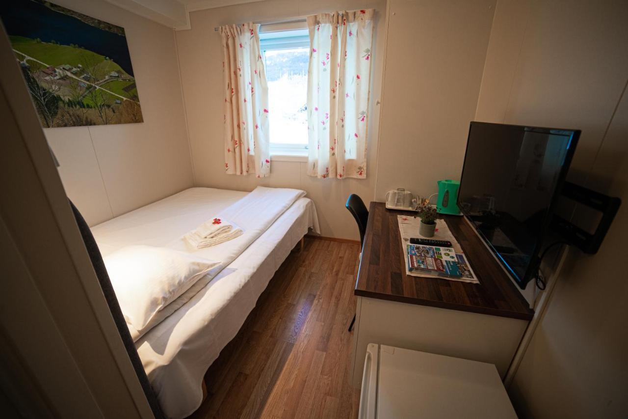 Forde Gjestehus Og Camping 외부 사진